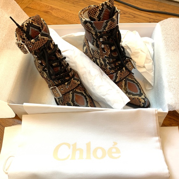 BNIB Chloe Women's Rylee Ankle Boots Sz 7 RARE - Picture 2 of 8
